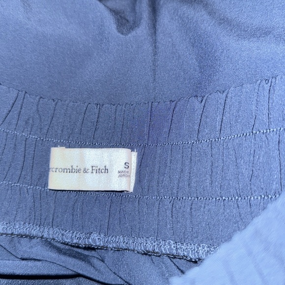 Abercrombie & Fitch Shorts - Picture 3 of 4